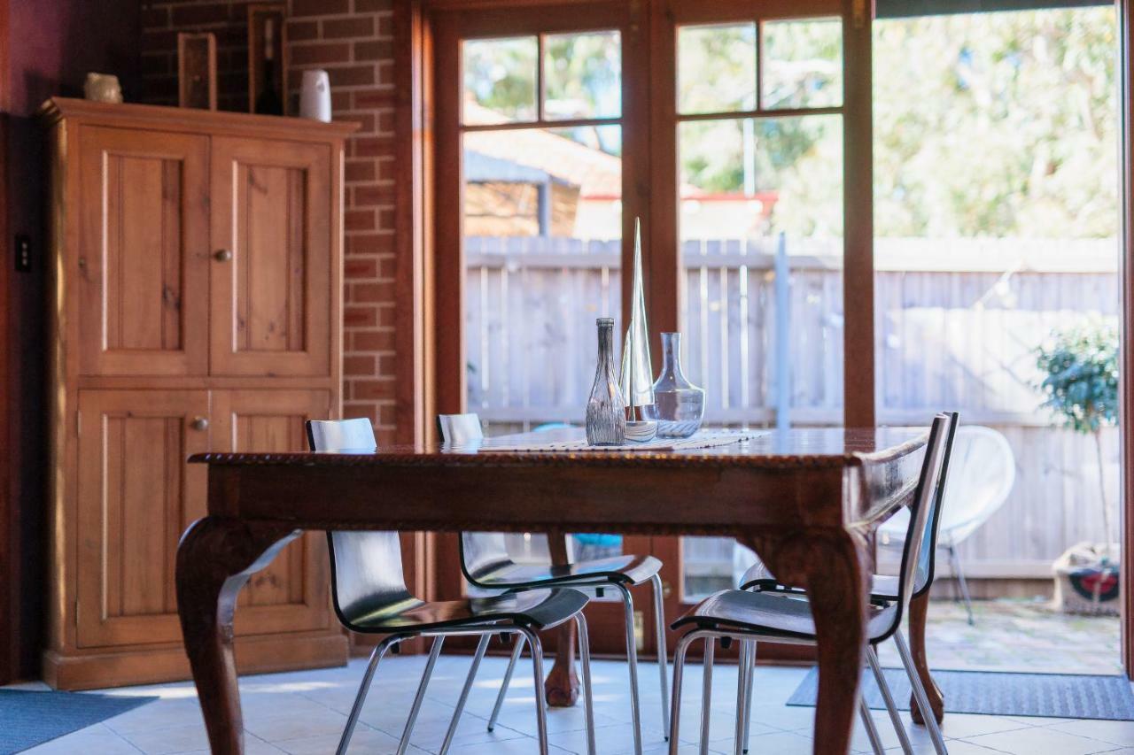 5 Stars & Airport Retreat Sydney