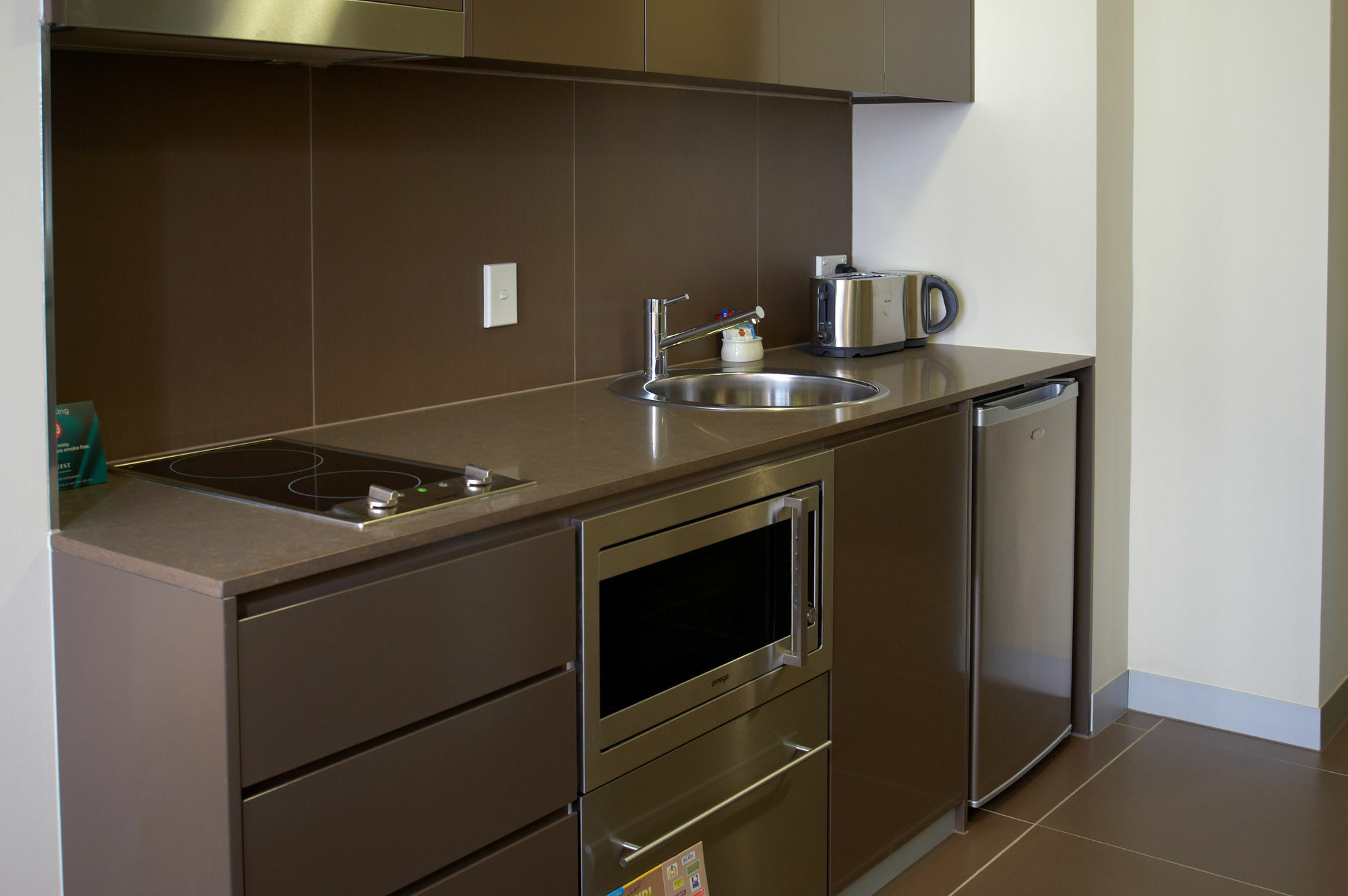 Aparthotel Holiday & Bondi Junction 4*