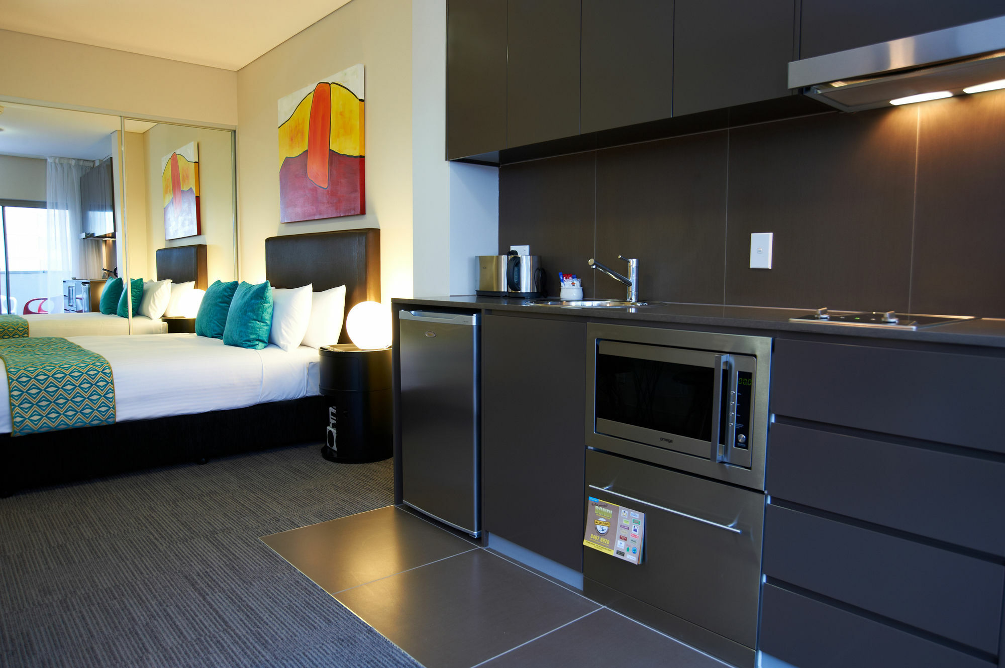 Holiday & Bondi Junction 4* Sydney