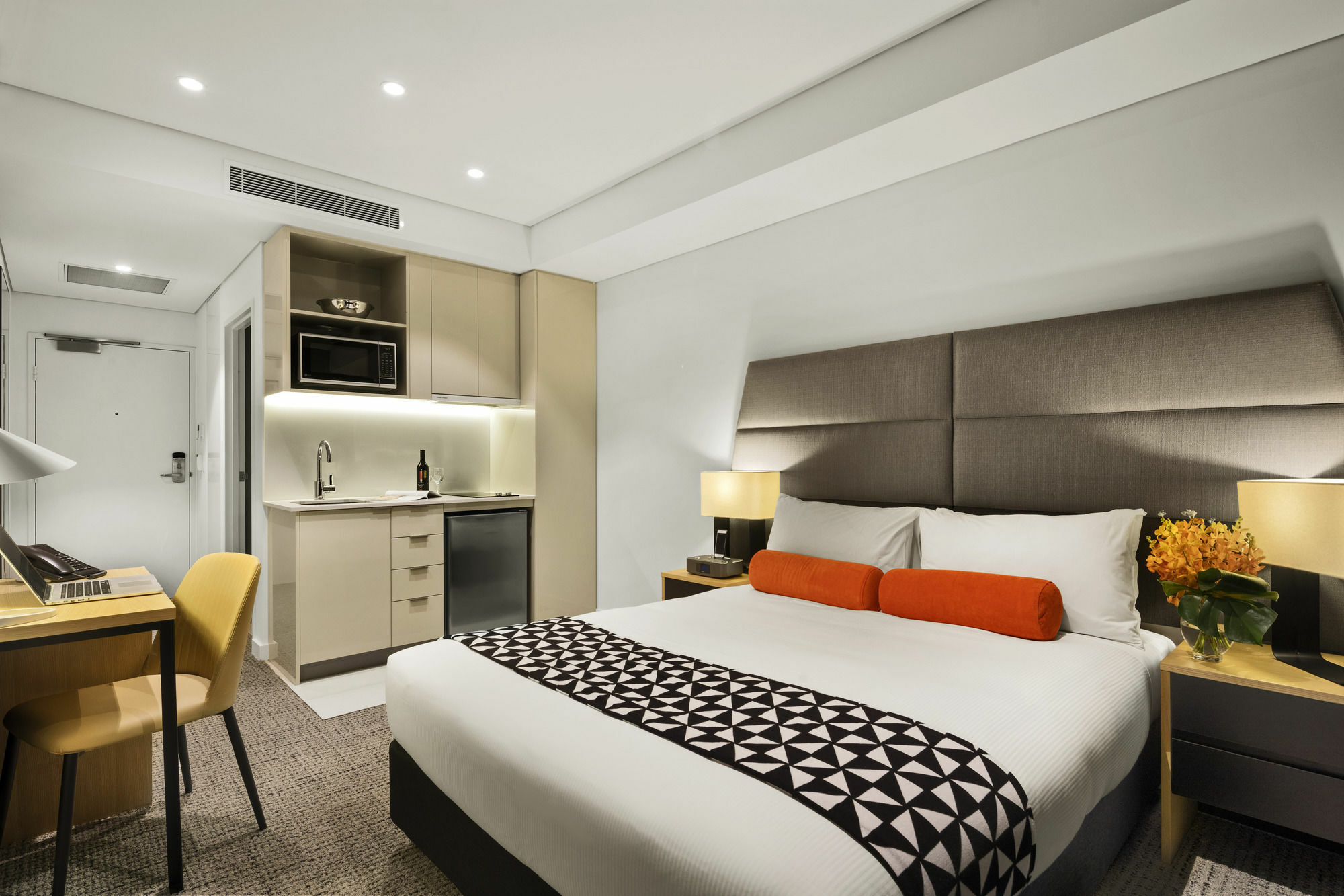 Quest St Leonards Aparthotel 4*