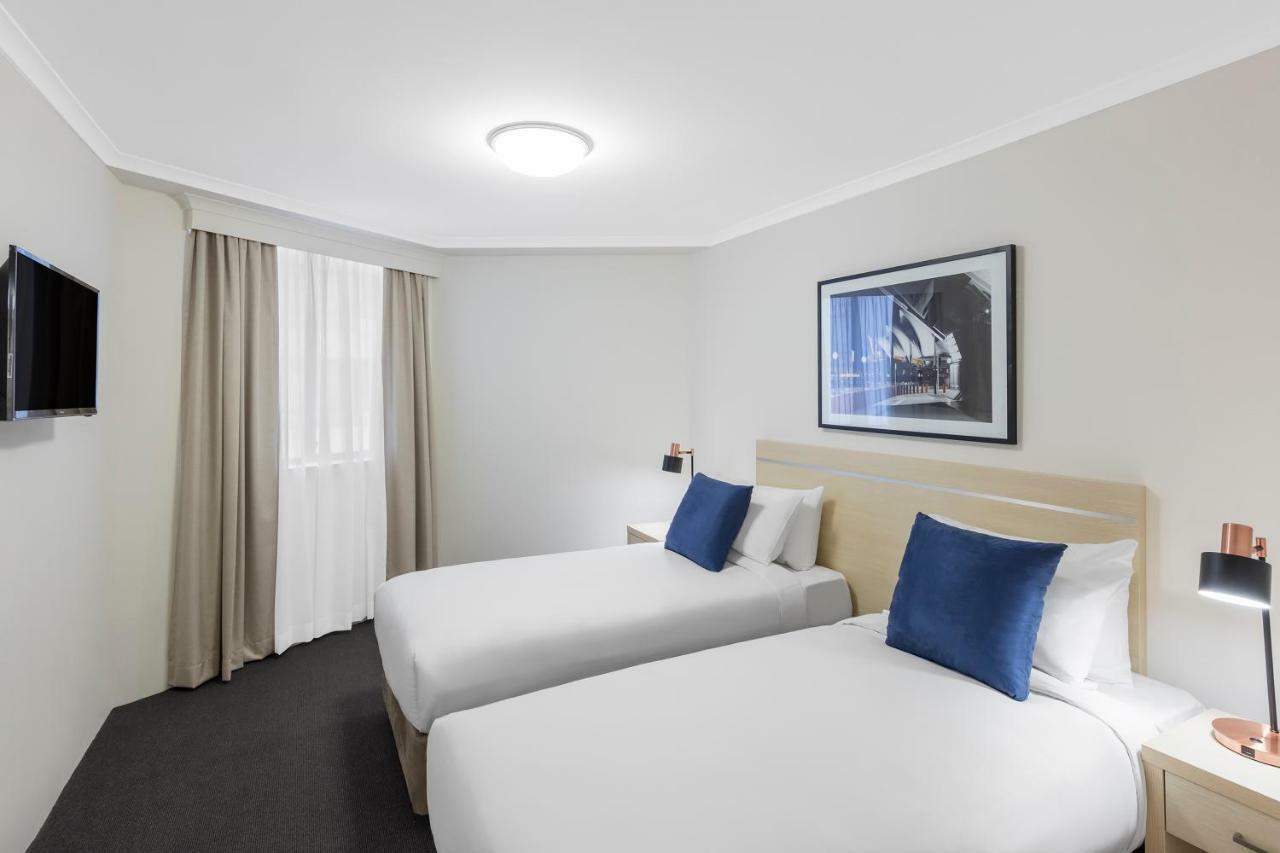 @ 317 Castlereagh