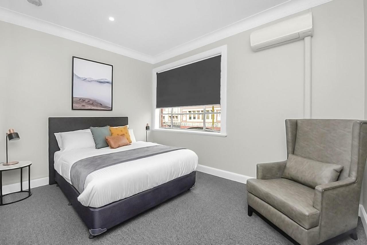 Horse And Jockey Homebush Hotel Sydney