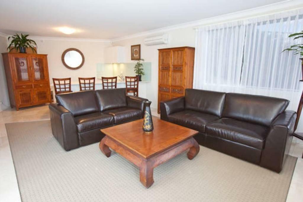 Waterfront On Manly Harbour Apartment Sydney