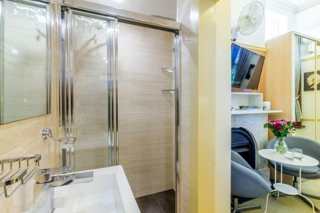 Superb Surry Hills - Great Location Sydney