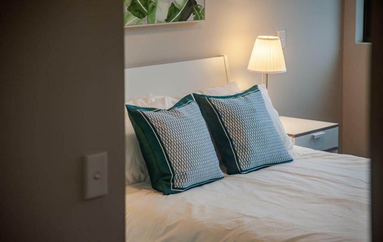 Hoama Properties At Wentworth Point Apartment *