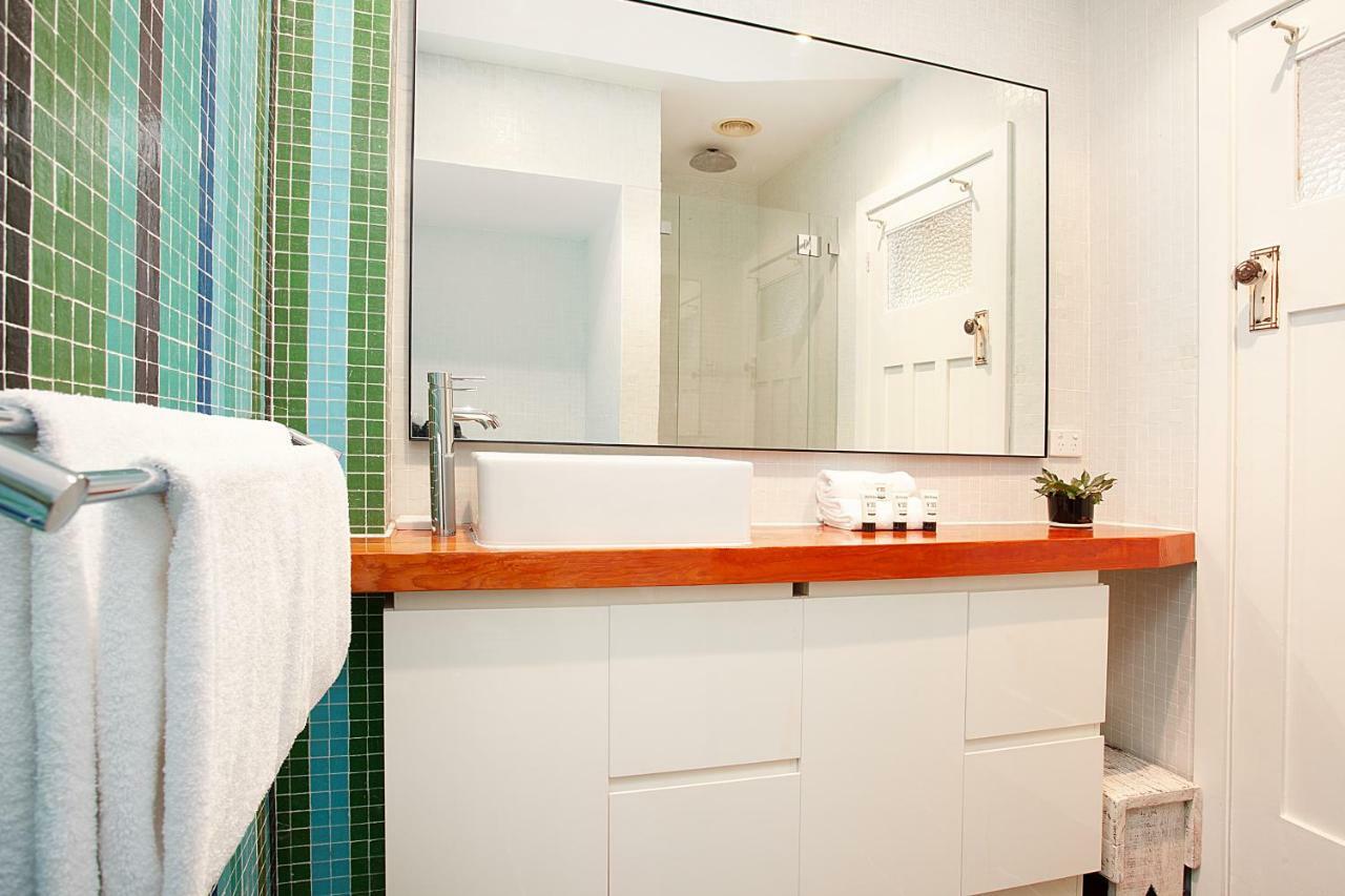Charming Townhouse Just Steps From The Duplicate * Sydney