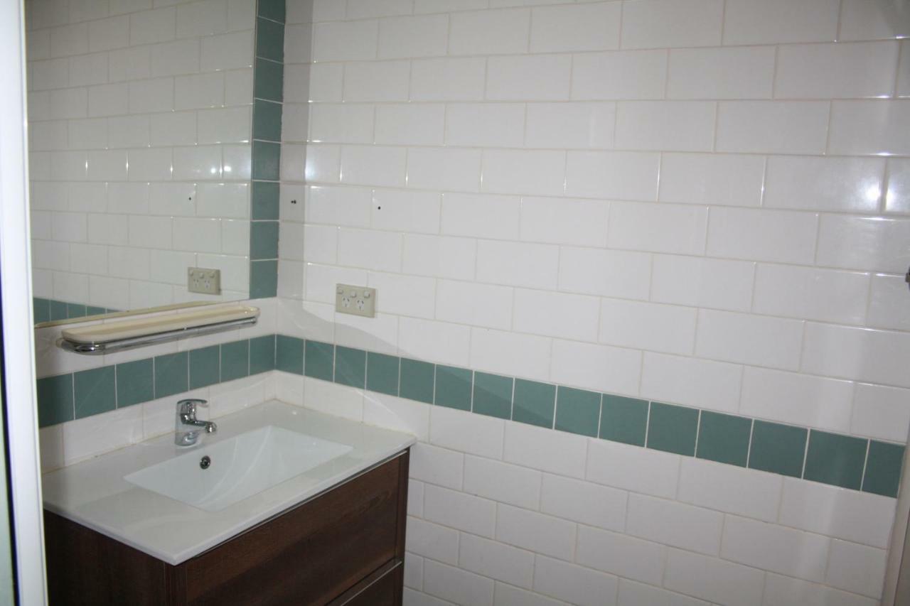 Linwood Motel 3*