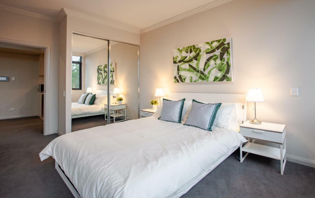Hoama Properties At Wentworth Point Apartment *