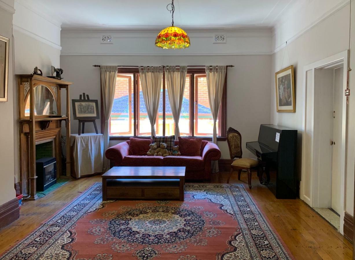 Bed & Breakfast Burwood Sydney