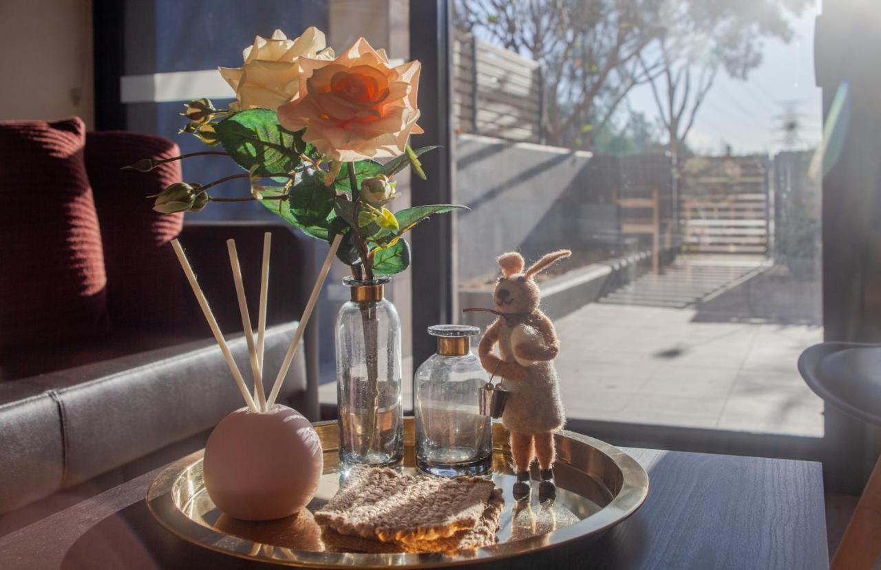 Hoama Properties At Wentworth Point Apartment