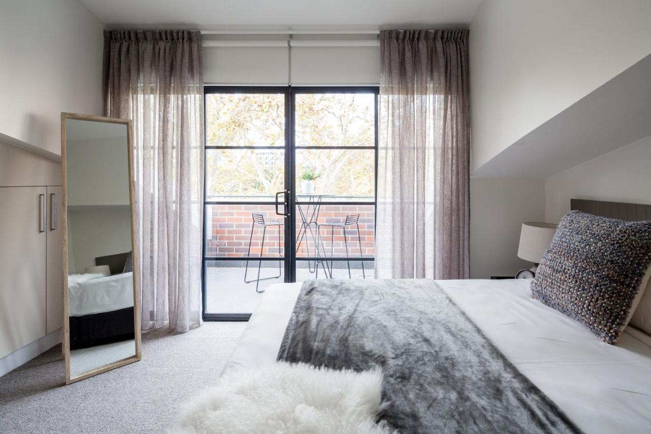 Wentworth Park Apartment *