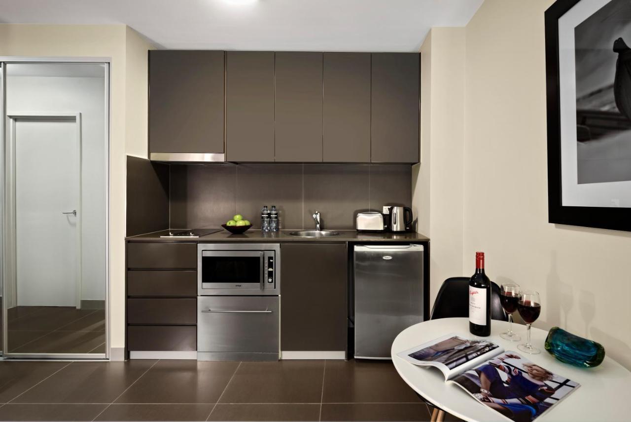 Holiday & Bondi Junction Aparthotel 4*