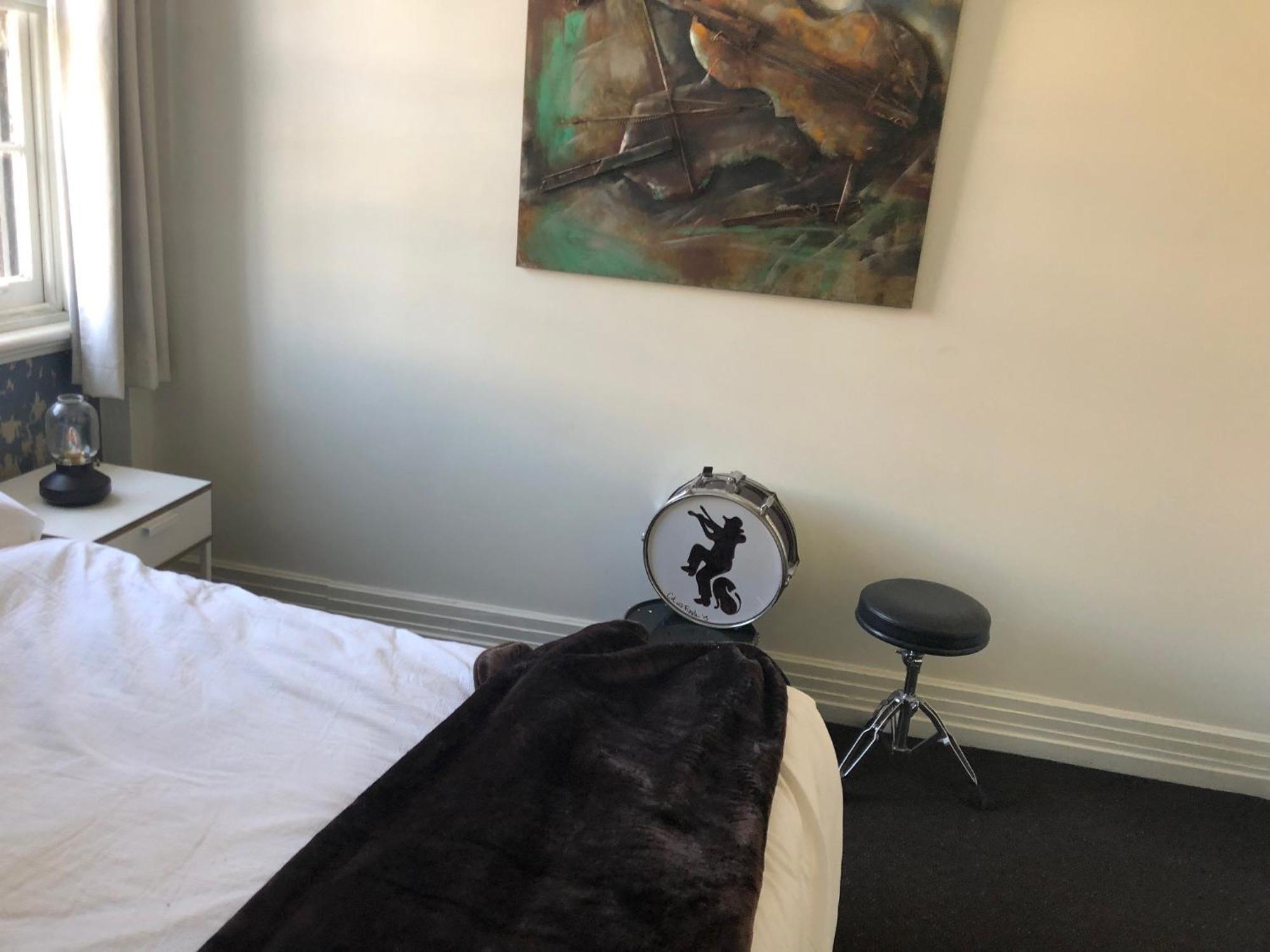 Cat And Fiddle Balmain 2* Sydney