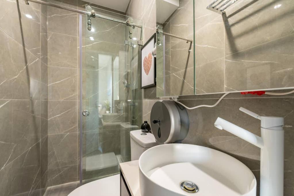 Elegant Double Ensuite - Ac - 1min To - Closely Located To Almost Must Seen Spots Guest house *