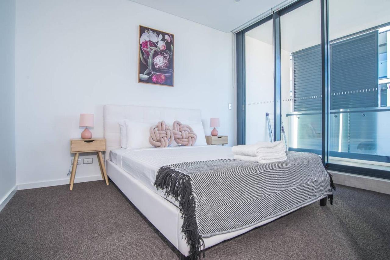 Lively 2bed1bath Mascot Sydney