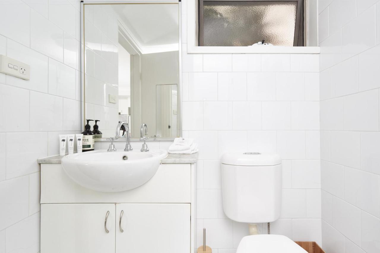 Stylish Manly Studio With Bbq Terrace And Parking Apartment Sydney