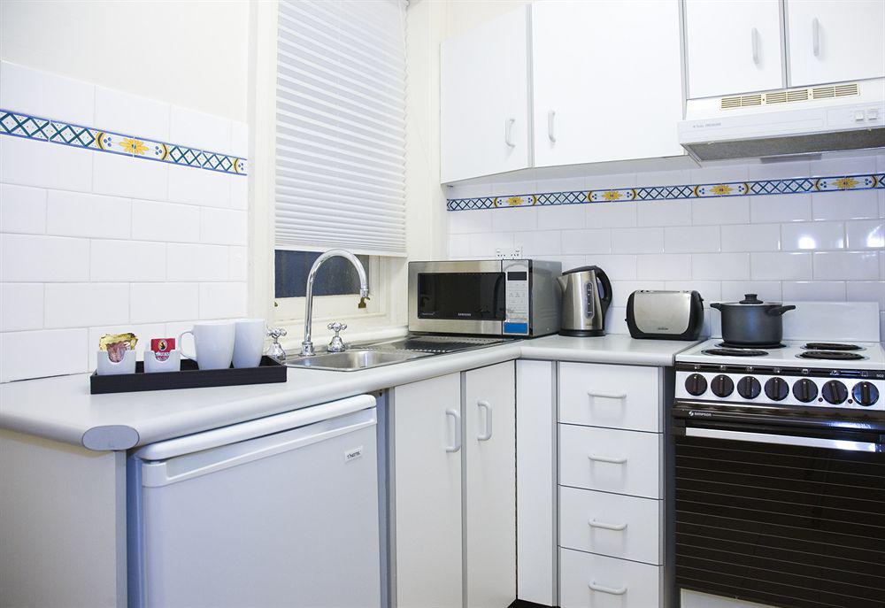 No 9 Springfield Hotel 3*