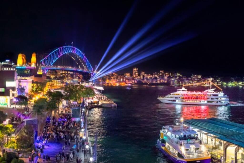 Holiday home Ensuite King Single - Ac - Next To - Closely Located To Almost Must Seen Spots Sydney