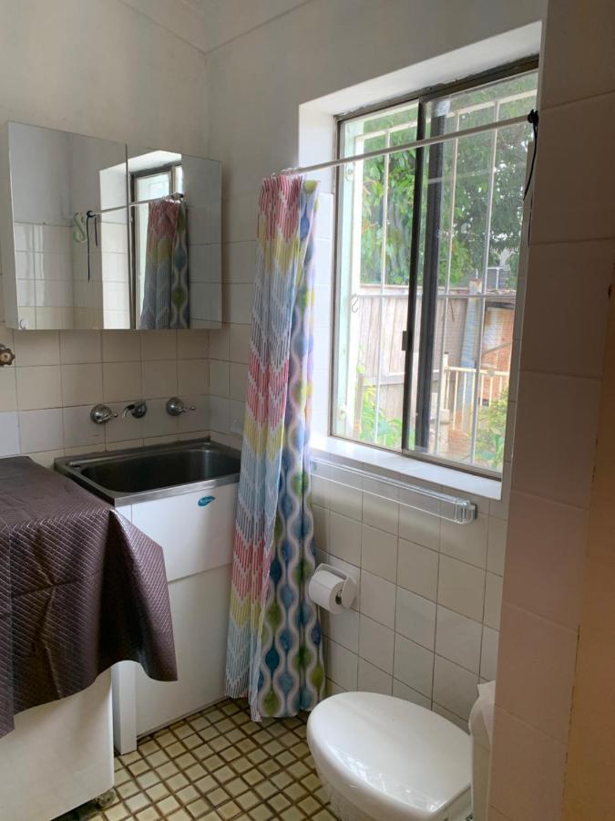 Guest House * Sidney