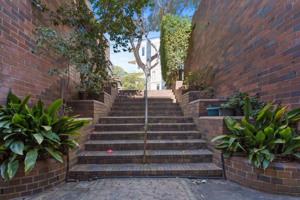 The Great Escape Bellevue Hill Apartment