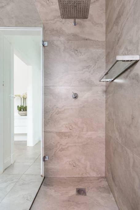 The Great Escape Bellevue Hill * Sydney