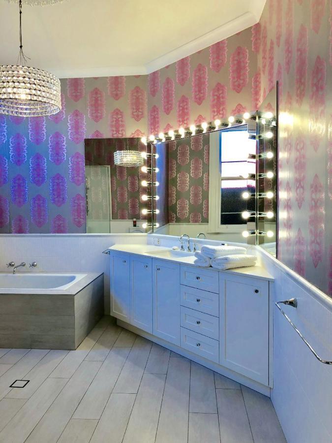 Petersham Firestation Paradise Hotel 5*