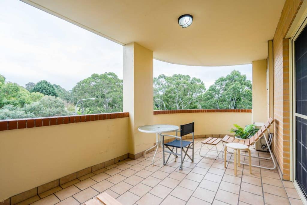 Urban Escape - Parramatta Apartment *