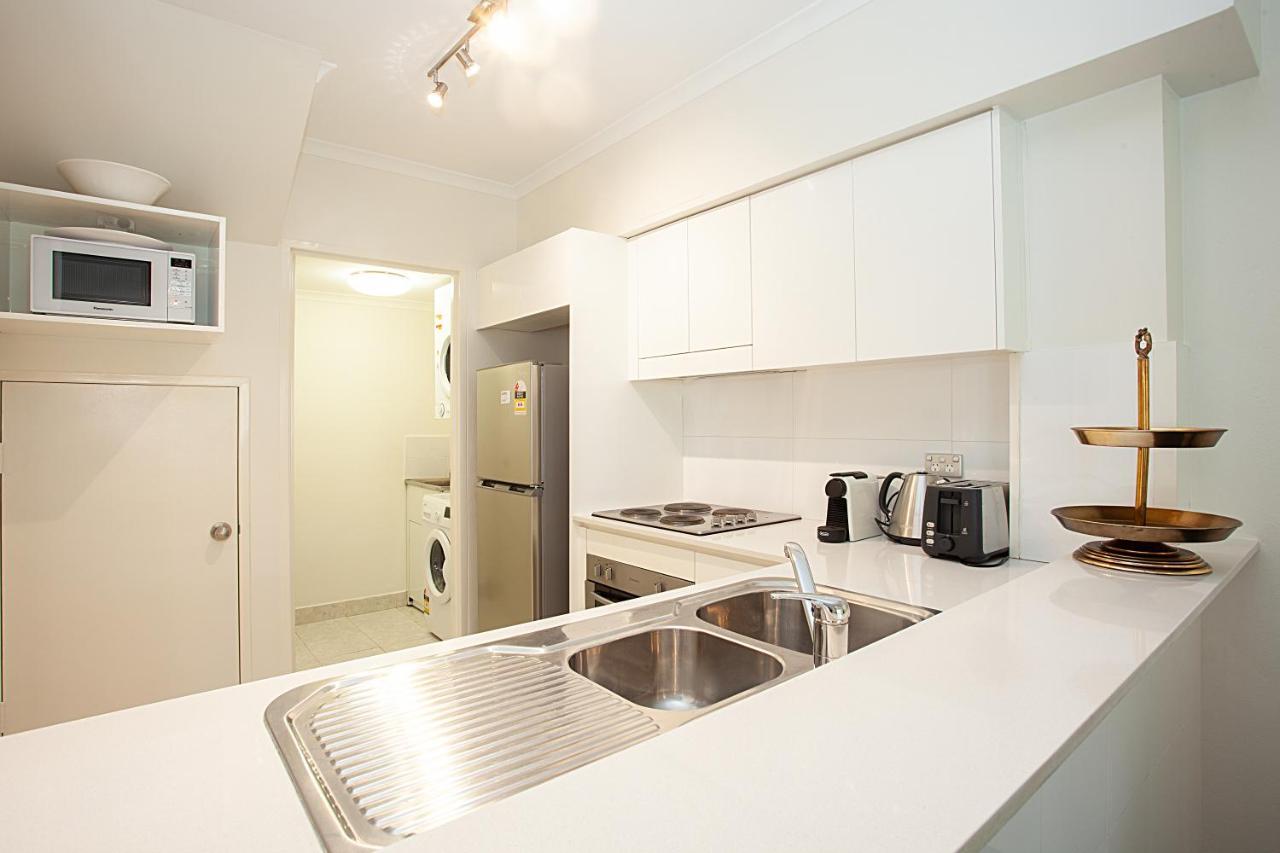 Comfy 2-bed With Gym And Pool Sydney