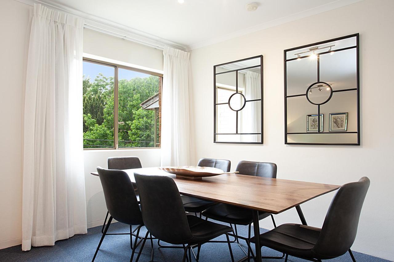Comfy 2-bed With Gym And Pool Sydney