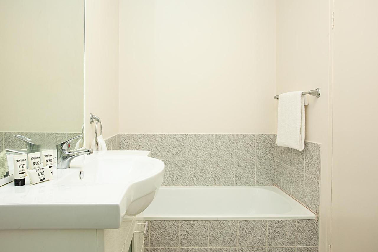 Comfy 2-bed With Gym And Pool Sydney