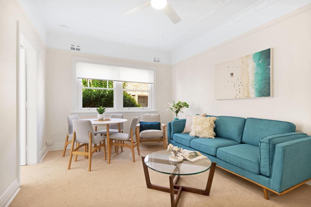 Apartment Art Deco Steps From Harbour And Beach Sydney