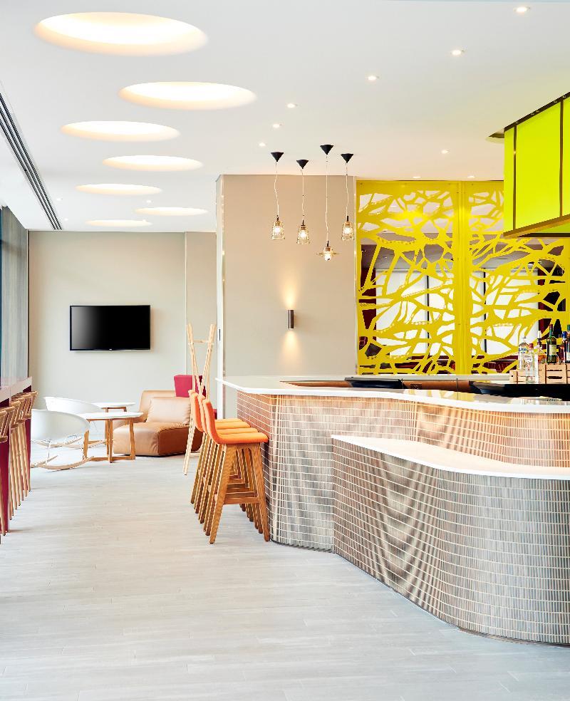 Express Macquarie Park By Ihg Hotel 4*