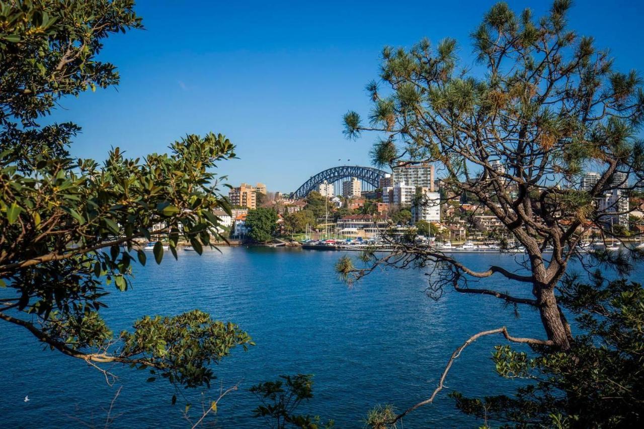 Million Dollar Harbour View Sydney