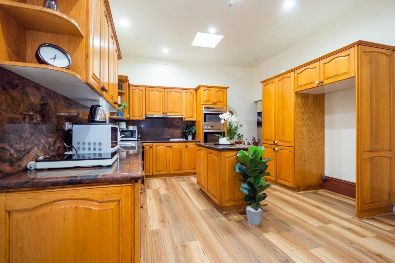 Bahay bakasyunan Quiet Private In Strathfield 3min To Train Station 5 *
