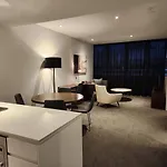 Chatswood Cbd Modern Apartment
