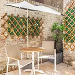 High Street 14 Self-Catering