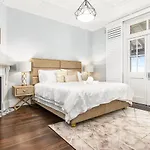 High Steet 16A Self - Catering