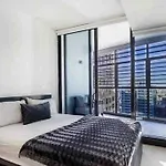 Luxury Stay In Sydney Cbd