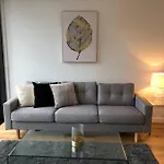 Beautiful Apartment In Chatswood
