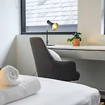 Comfy 2Bd Apt In Heart Of North Sydney Near By Cbd