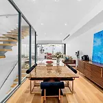 Triplex Design Luxury Townhouse In Rosebery