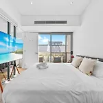 Triplex Design Luxury Townhouse In Rosebery