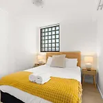 City Skyline Views Cbd Apartment - 1602