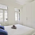 3 Bedrooms - Darling Harbour - Junction St 2 E-Bikes Included