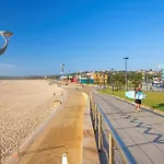 Stunning Beachside 2 Bedroom By Edgetrip