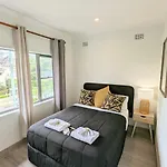 Lotus Stay Manly - Apartment 29E