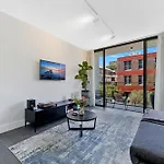 Kozyguru Surry Hills Freshly Cozy Apt Nsh533
