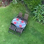 Stylish, Sunny & Spacious 2 Bedroom Apartment, Mosman