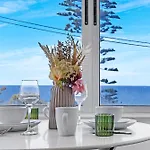 Ocean View 1 Bedroom Private Apartment Next To Maroubra Beach
