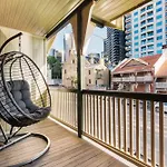 Stunning Terraced Flat Near The Sydney Opera House